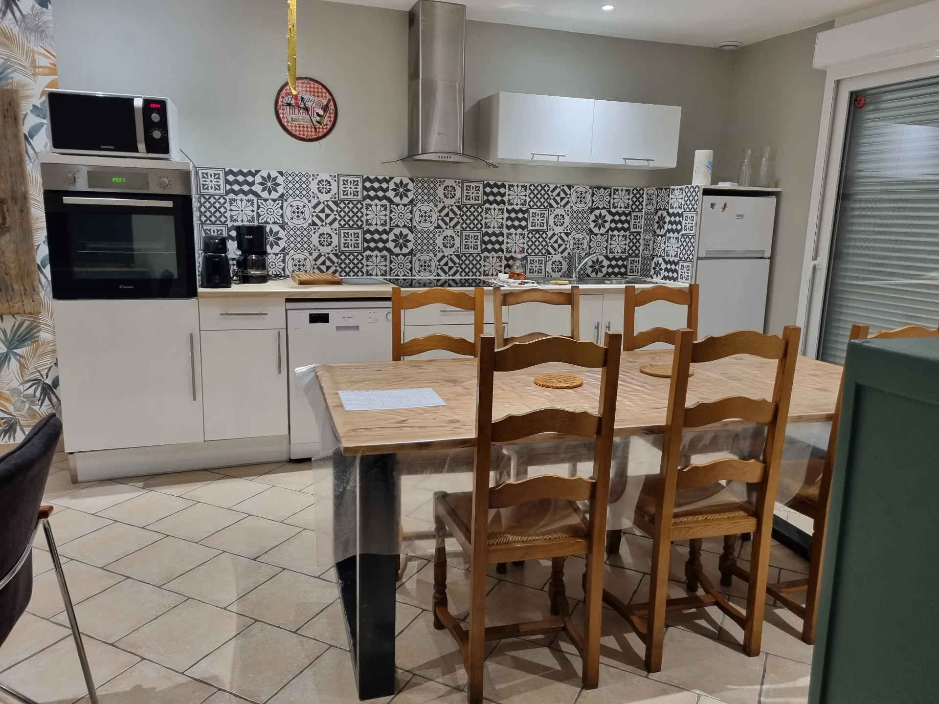 Cuisine séjour et salon 