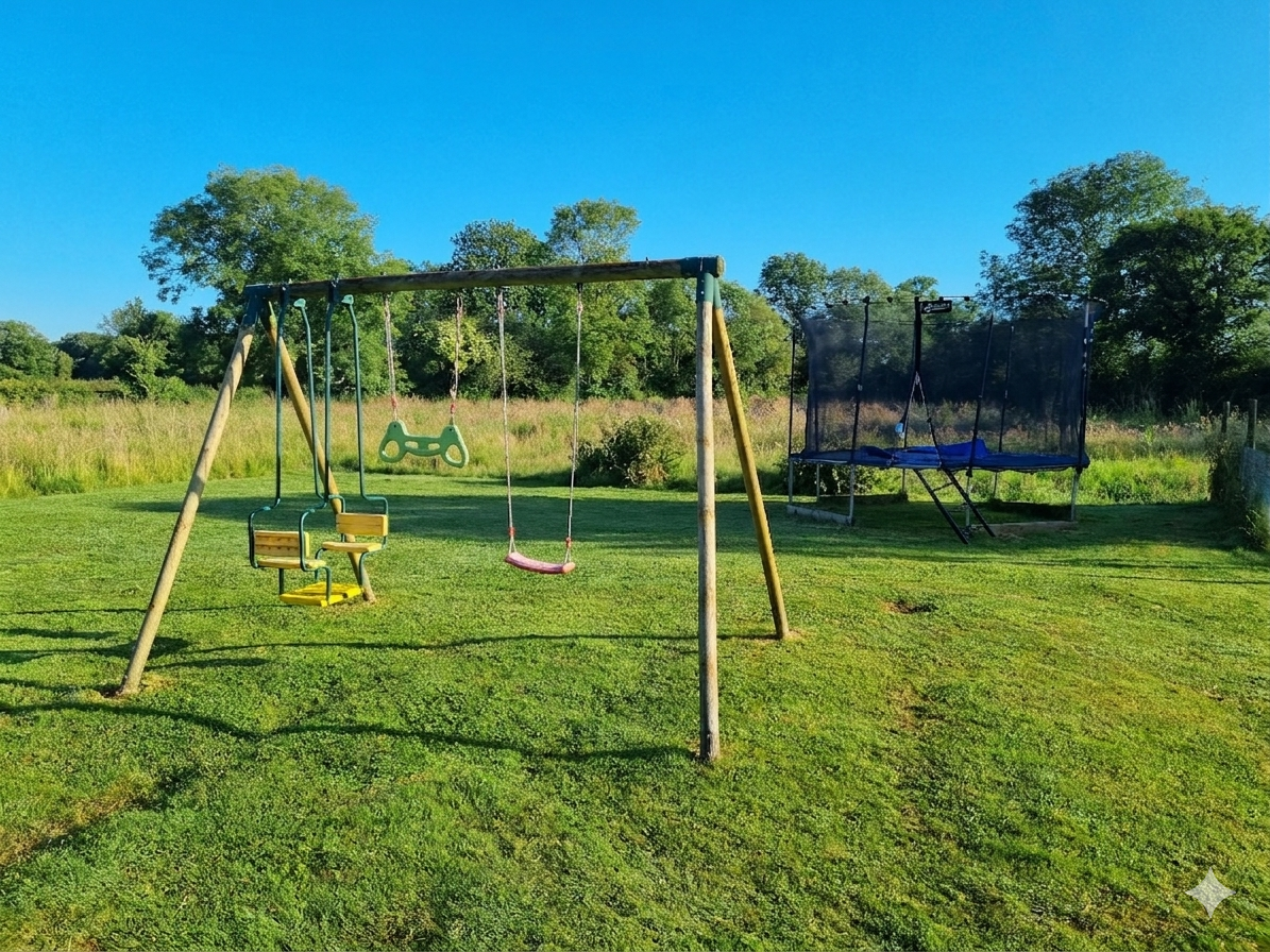 Trampoline et balancoire
